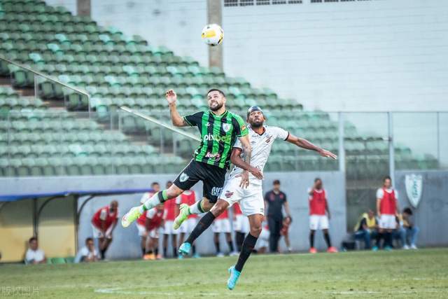 巴萨老将布斯克茨宣布：现在起退出西班牙国家队
